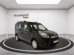 Mitternachtsschwarz mi2 Gebraucht 2018 Opel Combo Selection Van / Kleinbus | 7.990 € (Guter Preis)