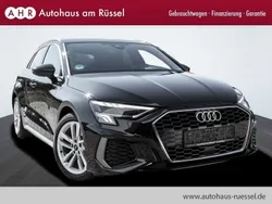 Mythosschwarz metallic Gebraucht 2021 Audi A3 Sportback S-Line Limousine | 29.990 € (Fairer Preis)
