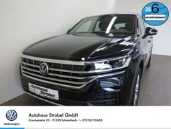 Deep black perleffekt Gebraucht 2021 VW Touareg R-line SUV | 51.990 € (Fairer Preis)