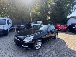 Schwarz Gebraucht 2011 Mercedes SLK200 Cabrio | 16.500 € (Fairer Preis)