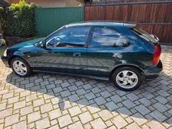 Grün Gebraucht 1996 Honda Civic | 14.000 €