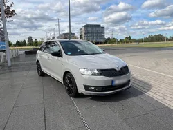 Grau Gebraucht 2015 Skoda Rapid Monte Carlo Limousine | 11.900 €