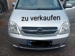Silber Gebraucht 2004 Opel Meriva Van / Kleinbus | 1.200 € (Fairer Preis)