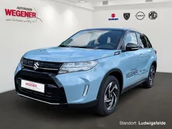 Ice/cosmic black pearl metalli Gebraucht 2024 Suzuki Vitara Comfort+ SUV | 25.640 € (Teuer)