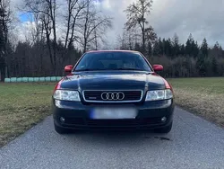 Rot Gebraucht 1999 Audi A4 Kombi | 1.000 € (Guter Preis)