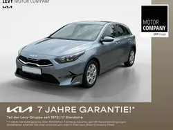 Silber Neu 2025 Kia Ceed Kombi | 25.345 € (Guter Preis)