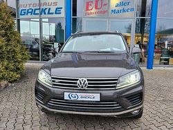 Braun Gebraucht 2017 VW Touareg SUV | 24.990 € (Fairer Preis)