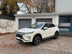 Weiß Gebraucht 2020 Mitsubishi Eclipse Cross SUV | 12.900 €