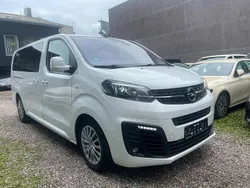Weiß Gebraucht 2021 Opel Zafira Life Van | 15.950 € (Etwas zu teuer)