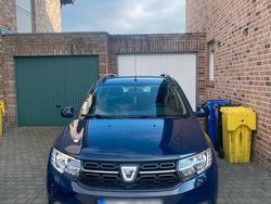 Blau Gebraucht 2017 Dacia Logan Limousine | 5.300 €
