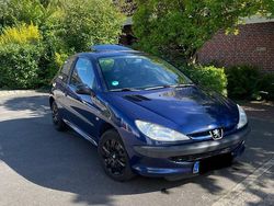 Blau Gebraucht 2001 Peugeot 206 Filou Limousine | 1.950 € (Etwas zu teuer)