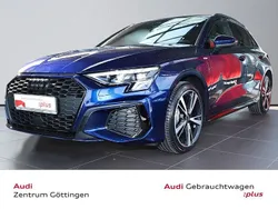 Navarrablau metallic Gebraucht 2024 Audi A3 Sportback e-tron S-Line Limousine | 39.990 €