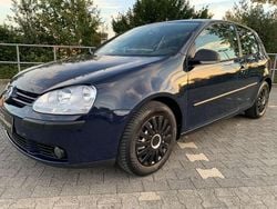 Dunkelblau Gebraucht 2007 VW Golf V Trendline Limousine | 4.490 € (Fairer Preis)