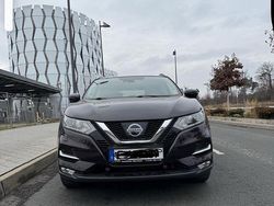 Braun Gebraucht 2018 Nissan Qashqai N-Connecta SUV | 11.850 € (Fairer Preis)