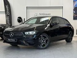 Lack kosmosschwarz Gebraucht 2024 Mercedes CLA250e Shooting Brake AMG Line Premium Plus Kombi | 43.670 € (Teuer)
