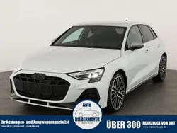 Gletscherweiß metallic Neu 2025 Audi S3 Sport Limousine | 48.995 € (Superpreis)