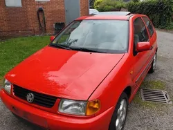 Rot Gebraucht 1998 VW Polo Sportline Limousine | 1.100 €
