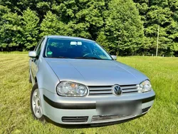 Silber Gebraucht 2000 VW Golf IV Comfortline Kombi | 900 € (Guter Preis)