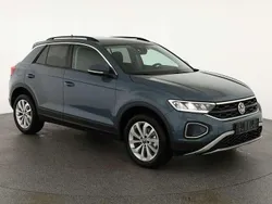 Petroleum blue metallic Neu 2025 VW T-Roc Life SUV | 30.045 € (Superpreis)