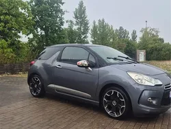 Grau Gebraucht 2010 Citroën DS3 Kleinwagen | 4.799 €