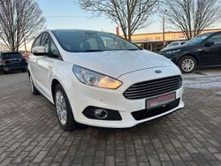 Weiß Gebraucht 2017 Ford S-MAX Trend Van / Kleinbus | 15.990 € (Guter Preis)