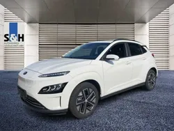 Weiß Gebraucht 2021 Hyundai Kona Trend SUV | 18.890 € (Fairer Preis)