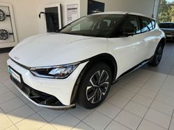Weiß Gebraucht 2022 Kia EV6 Air SUV | 41.950 € (Teuer)