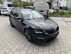 Schwarz Gebraucht 2019 Skoda Octavia RS Kombi | 12.950 € (Guter Preis)