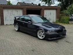 Violet Gebraucht 1996 BMW 328 Basis Coupé | 14.000 €