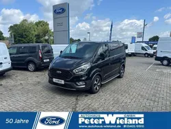 Schwarz Gebraucht 2021 Ford Transit Custom Titanium X Kombi | 41.990 € (Fairer Preis)