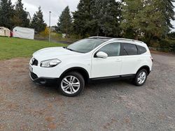 Weiß Gebraucht 2010 Nissan Qashqai +2 I-Way SUV | 12.000 € (Teuer)