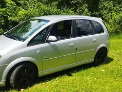 Silber Gebraucht 2008 Opel Meriva OPC Van / Kleinbus | 3.500 € (Etwas zu teuer)