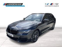 Grau Gebraucht 2021 BMW 530e M Sport Kombi | 28.948 € (Etwas zu teuer)