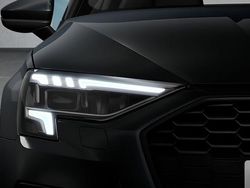 Grau Gebraucht 2024 Audi A3 Sportback Kleinwagen | 34.699 € (Fairer Preis)