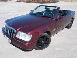 Rot Gebraucht 1997 Mercedes E200 Cabrio | 13.333 € (Fairer Preis)