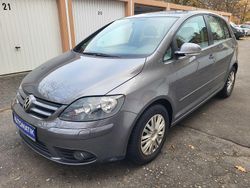 Grau Gebraucht 2007 VW Golf Plus Cross Van / Kleinbus | 6.999 € (Fairer Preis)