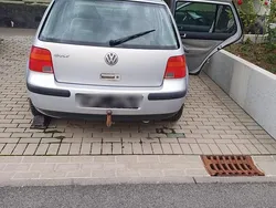 Silber Gebraucht 1999 VW Golf IV Limousine | 500 € (Superpreis)
