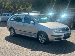 Silber Gebraucht 2007 Skoda Fabia Kleinwagen | 2.100 € (Superpreis)