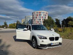 Weiß Gebraucht 2015 BMW X1 Sport Line SUV | 17.600 € (Etwas zu teuer)