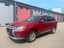 Rot Gebraucht 2016 Mitsubishi Outlander SUV | 12.499 € (Fairer Preis)