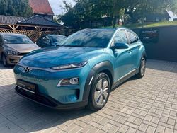 Ceramic blue Gebraucht 2021 Hyundai Kona Style SUV | 19.490 € (Fairer Preis)