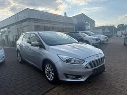 Silber Gebraucht 2015 Ford Focus Titanium Kombi | 3.800 € (Fairer Preis)