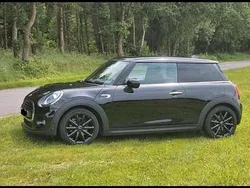 Schwarz Gebraucht 2019 Mini Cooper Coupé Coupé | 15.950 €