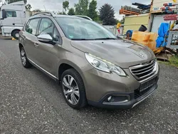 Grau Gebraucht 2016 Peugeot 2008 Allure SUV | 6.900 € (Guter Preis)