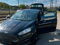 Schwarz Gebraucht 2013 Ford Fiesta Kleinwagen | 3.100 € (Fairer Preis)