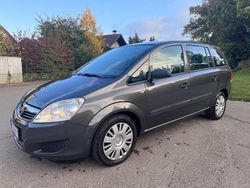 Karbongrau/technical grey Gebraucht 2009 Opel Zafira Selection Van / Kleinbus | 2.300 € (Guter Preis)