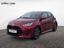 Tokiorot perleffekt Gebraucht 2020 Toyota Yaris Hybrid Club Kleinwagen | 17.880 € (Fairer Preis)