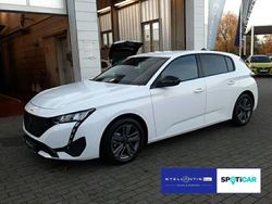 Weiß Gebraucht 2023 Peugeot 308 Active Limousine | 21.290 € (Guter Preis)