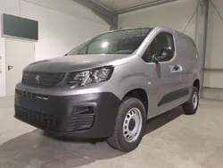 Grau Neu 2025 Peugeot Partner Van / Kleinbus | 31.375 €