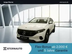 Mercedes EQA250+